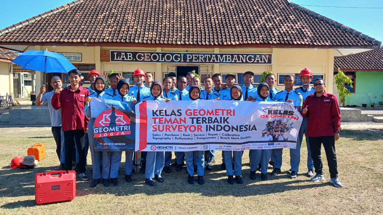 Kelas Geometri SMKN 1 TEMON Pertambangan